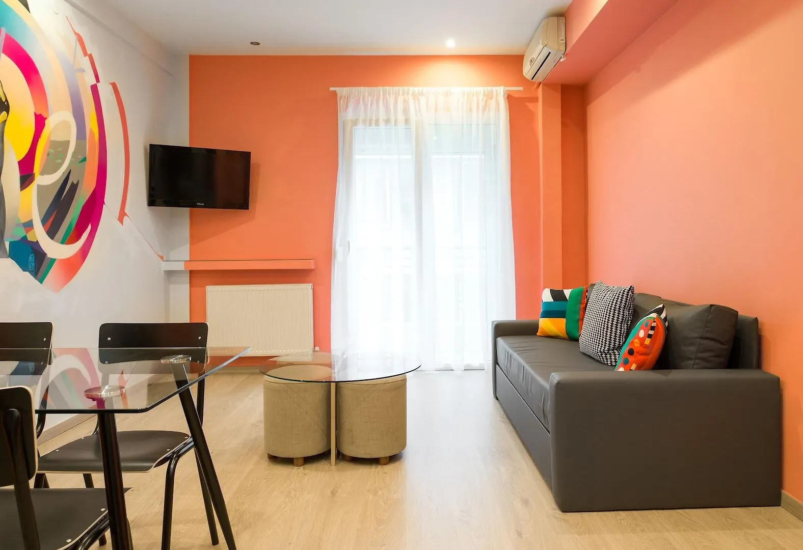 Colors Thessaloniki Living Apartment