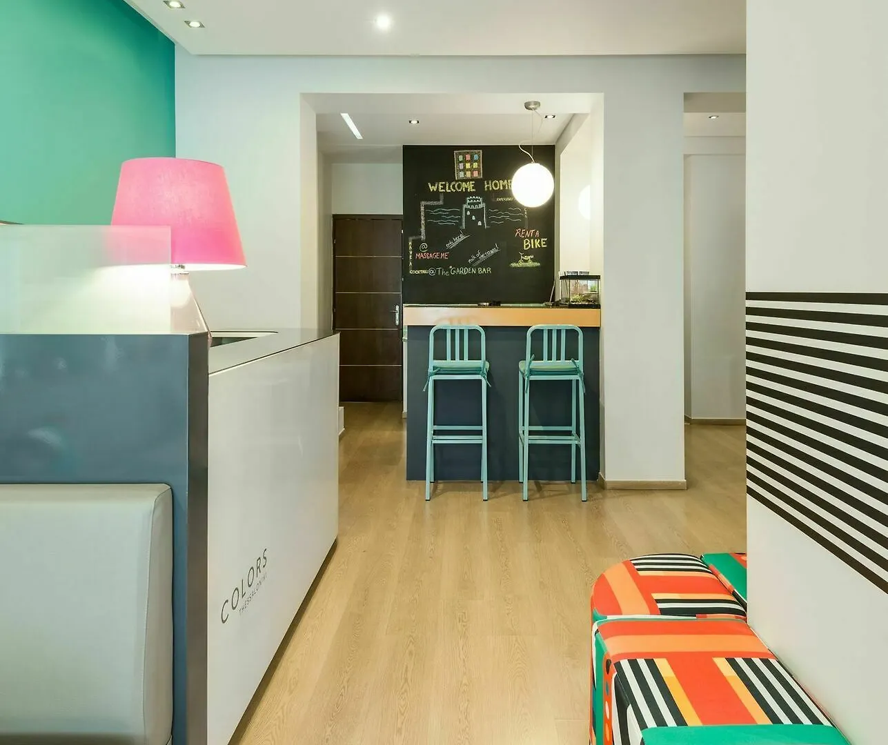 Colors Thessaloniki Living Apartment