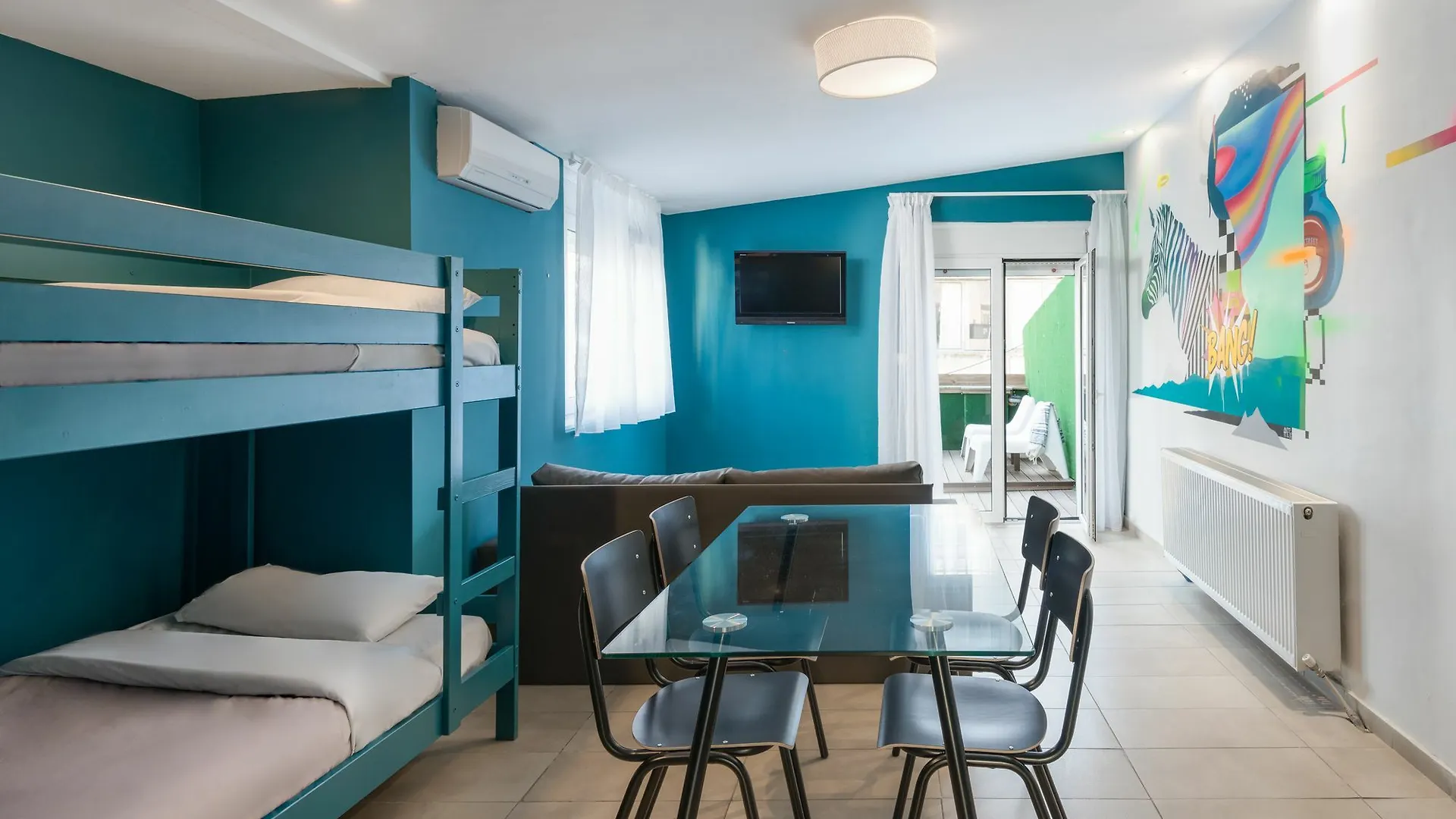 Colors Thessaloniki Living Apartment